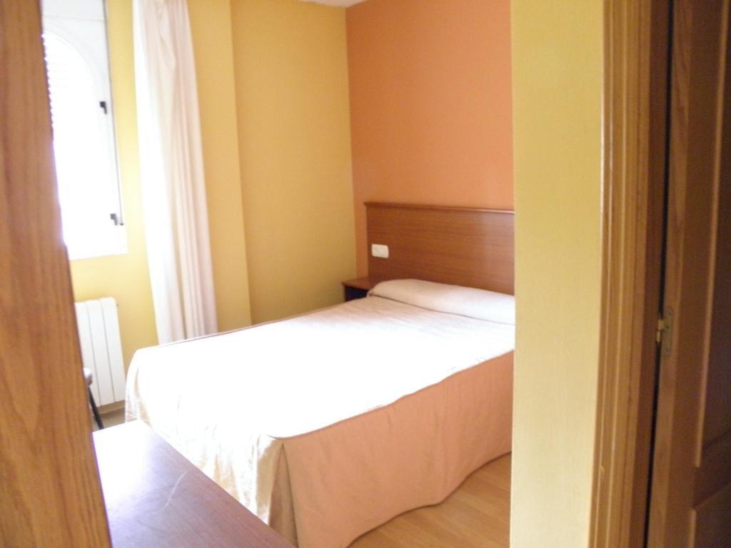 Hotel La Mora Villaseca de Laciana Chambre photo